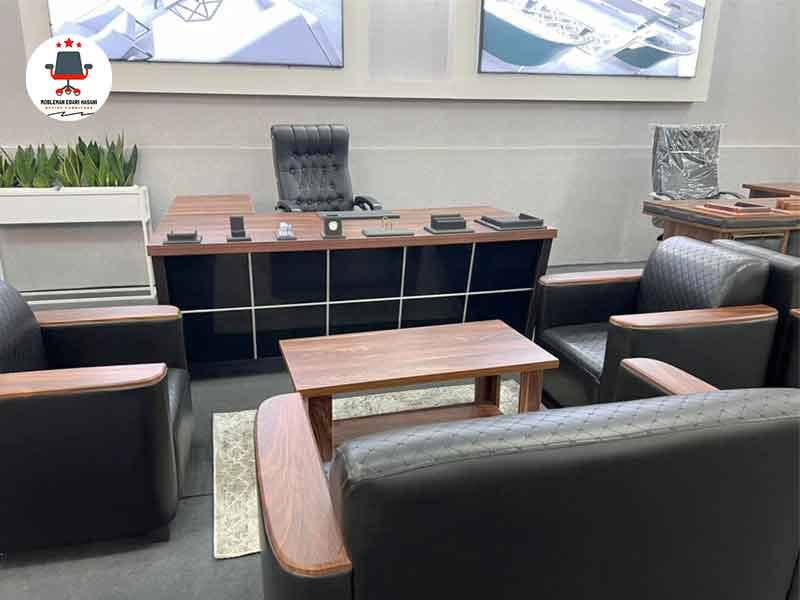 مبلمان اداری مدیریت مدل یاقوت با طراحی خاص و لوکس